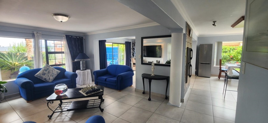 3 Bedroom Property for Sale in Reebok Western Cape